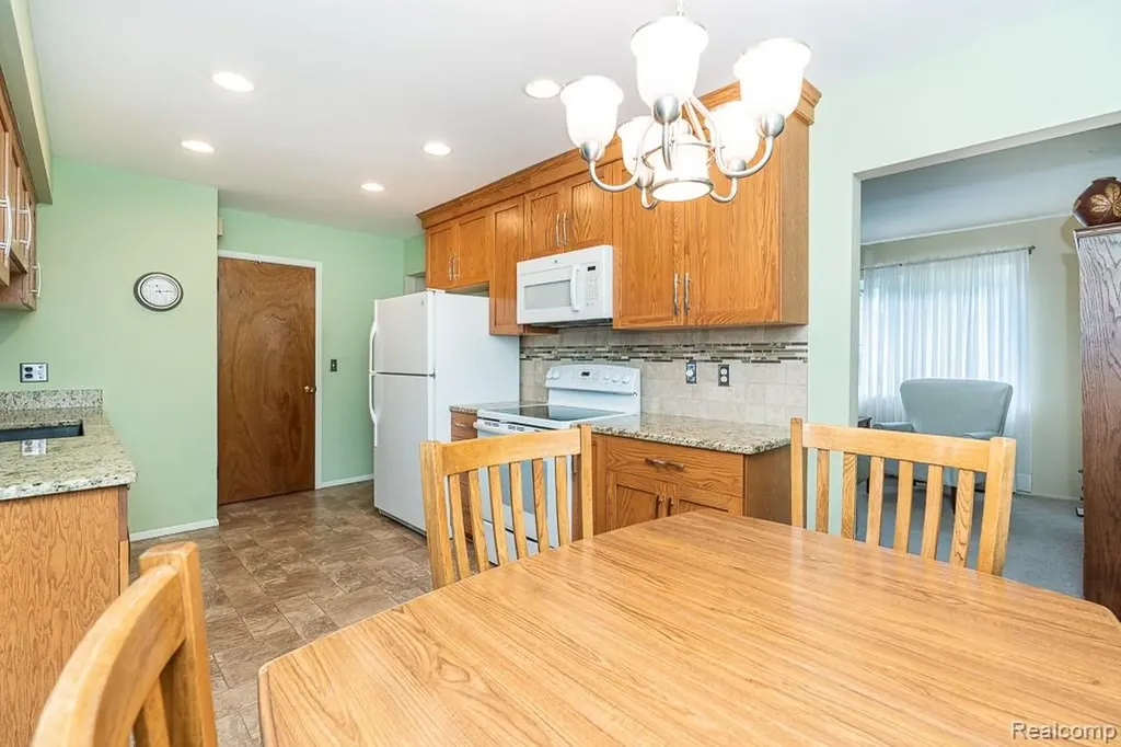 11678 Monsbrook Court Sterling Heights City MI 48312