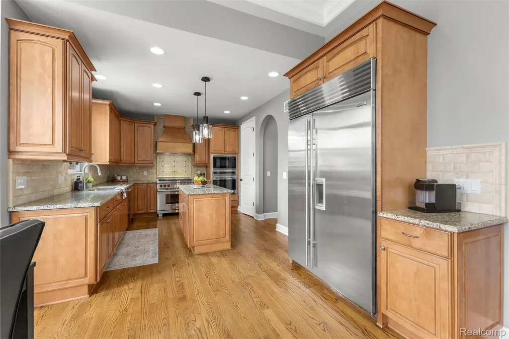 8439 Boulder Shores Drive Green Oak Township MI 48178