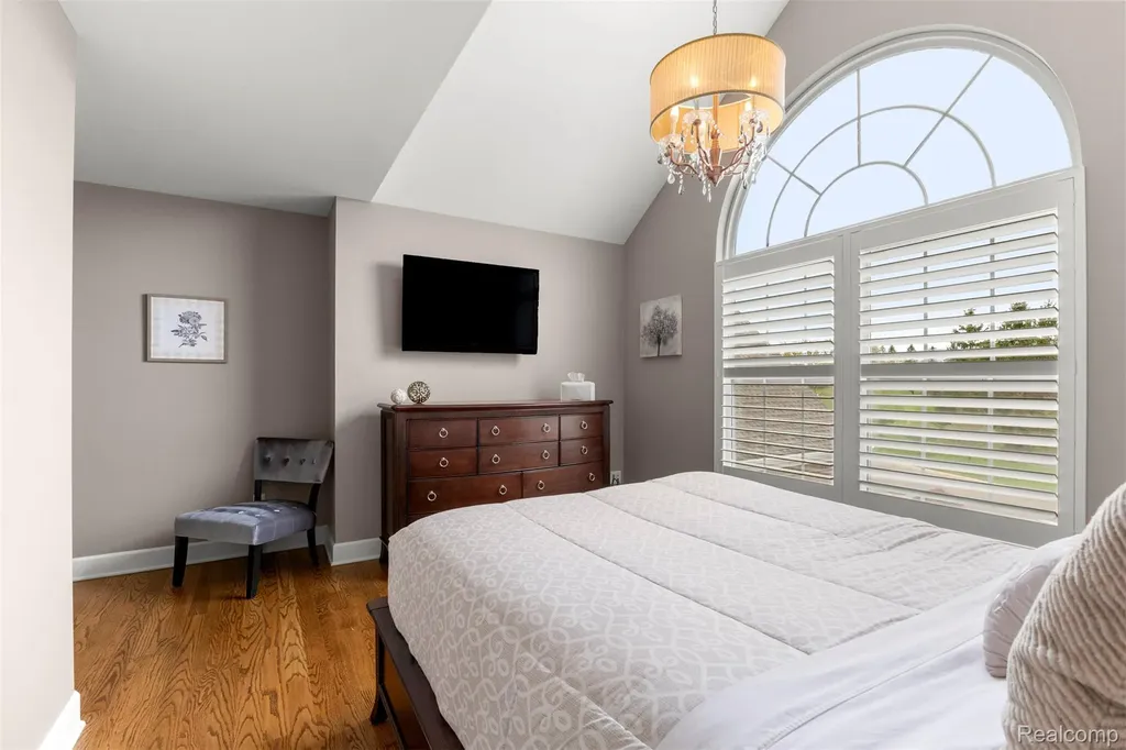 8439 Boulder Shores Drive Green Oak Township MI 48178