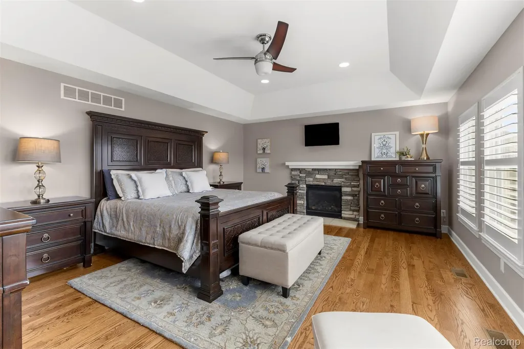 8439 Boulder Shores Drive Green Oak Township MI 48178