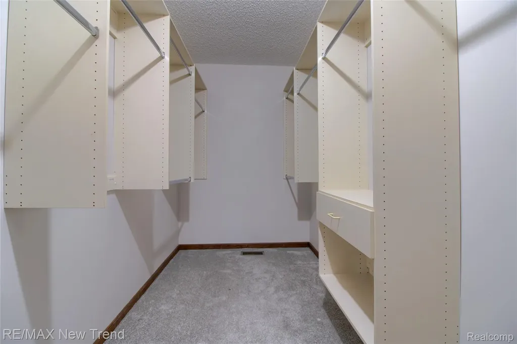 7252 Steeplechase Drive Pittsfield Charter Township MI 48176