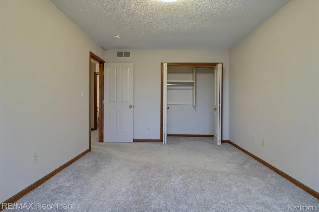7252 Steeplechase Drive Pittsfield Charter Township MI 48176