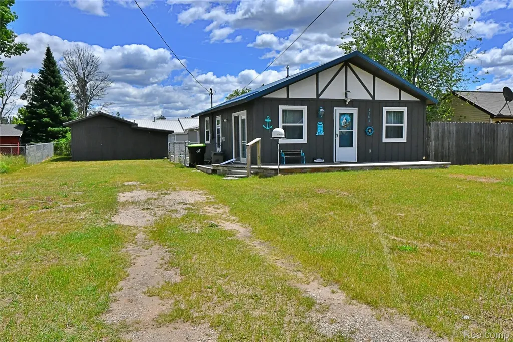 1104 Tanglewood Drive Richfield Township MI 48656