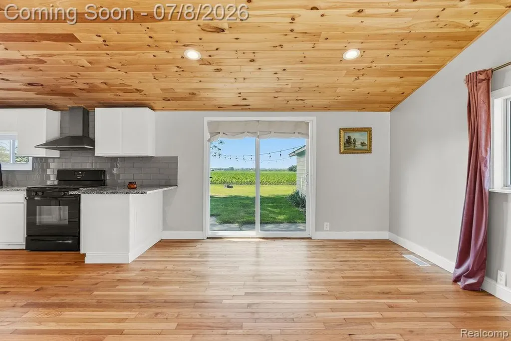 5698 Mcgrandy Road Bridgeport Charter Township MI 48722