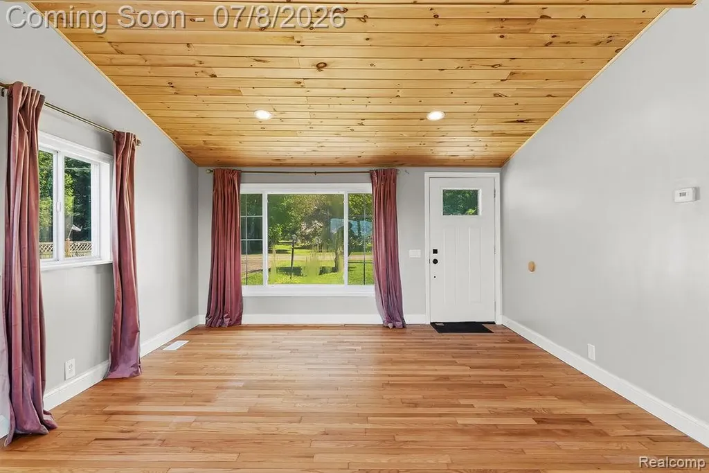 5698 Mcgrandy Road Bridgeport Charter Township MI 48722
