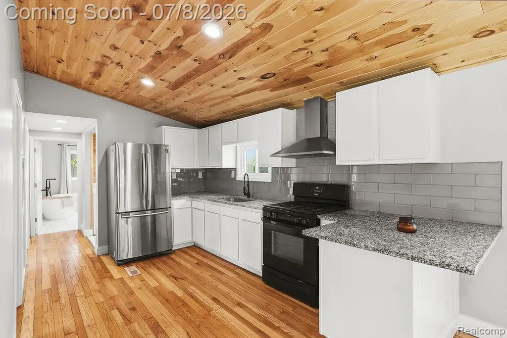 5698 Mcgrandy Road Bridgeport Charter Township MI 48722