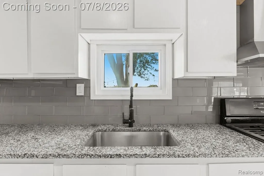 5698 Mcgrandy Road Bridgeport Charter Township MI 48722