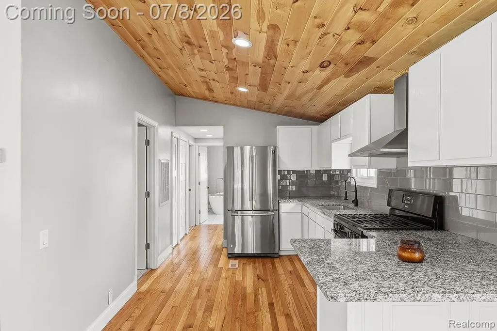 5698 Mcgrandy Road Bridgeport Charter Township MI 48722