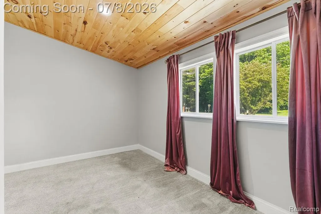 5698 Mcgrandy Road Bridgeport Charter Township MI 48722