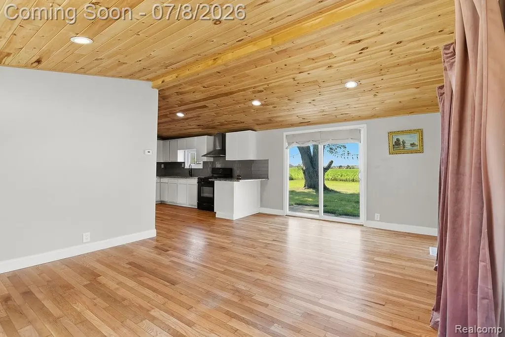 5698 Mcgrandy Road Bridgeport Charter Township MI 48722