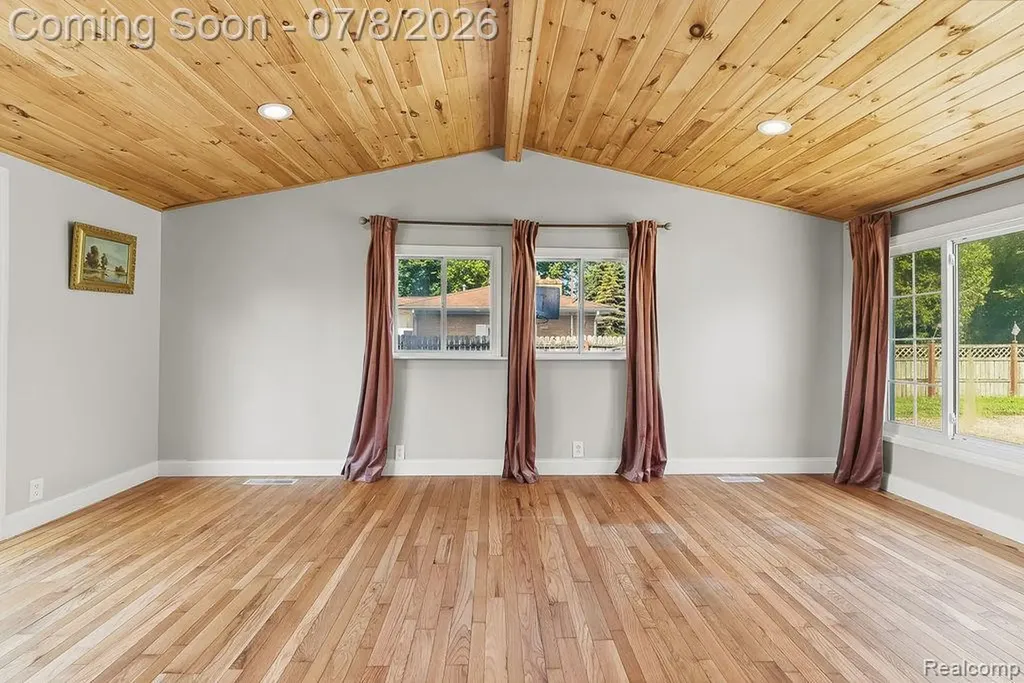 5698 Mcgrandy Road Bridgeport Charter Township MI 48722