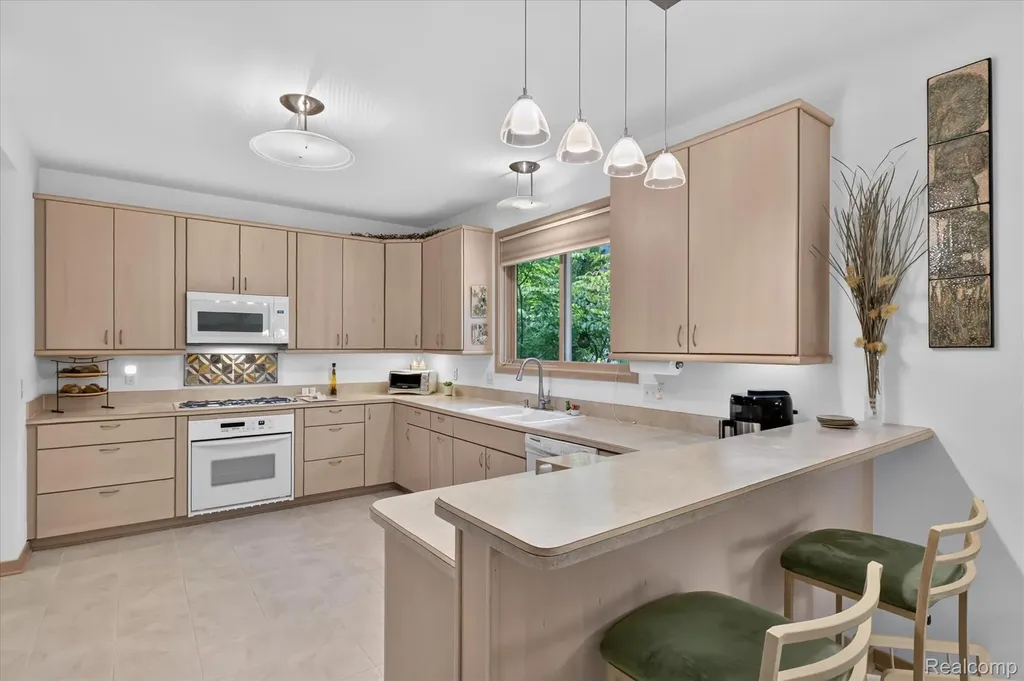 5388 Hartland Road Hartland Township MI 48430