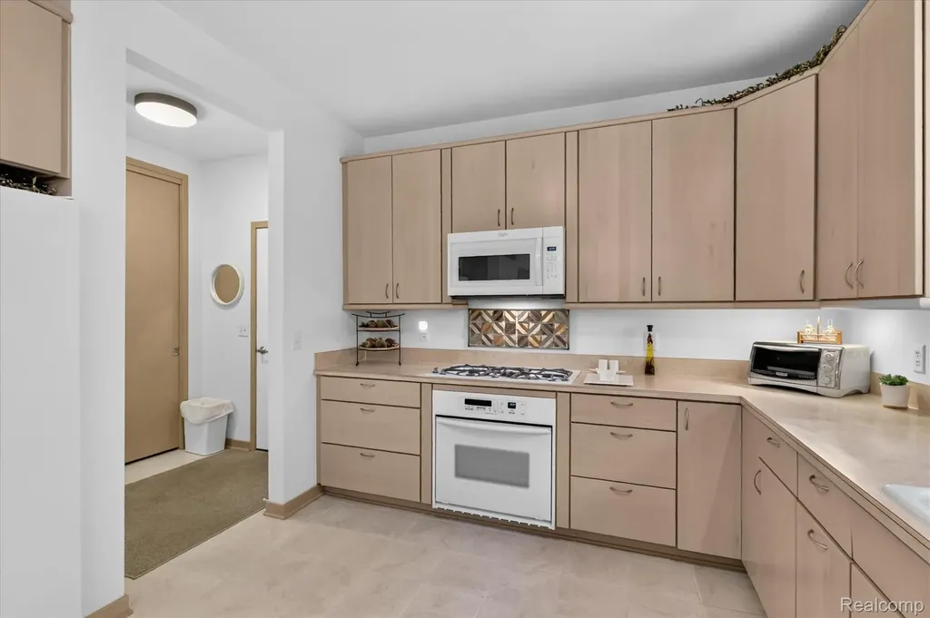 5388 Hartland Road Hartland Township MI 48430