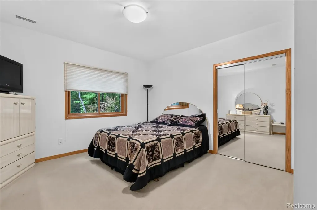 5388 Hartland Road Hartland Township MI 48430