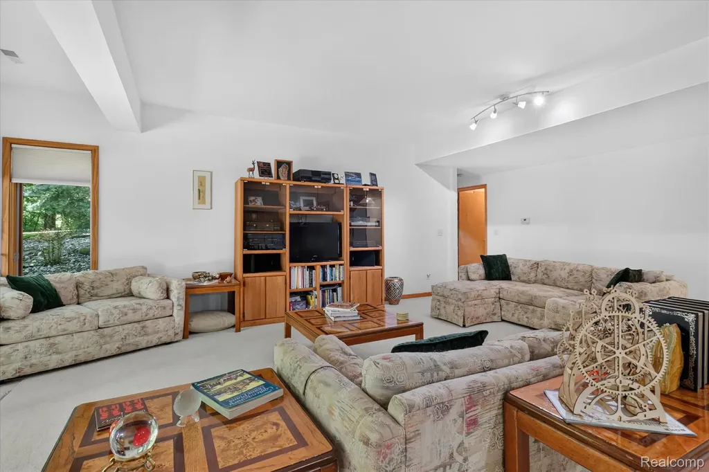 5388 Hartland Road Hartland Township MI 48430