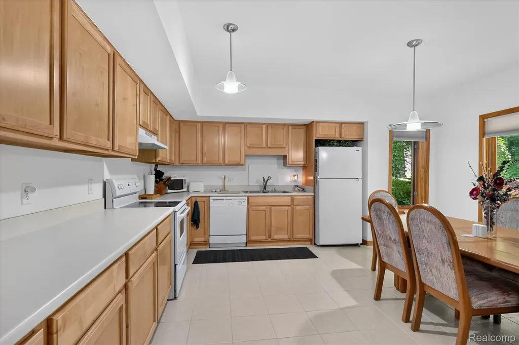 5388 Hartland Road Hartland Township MI 48430