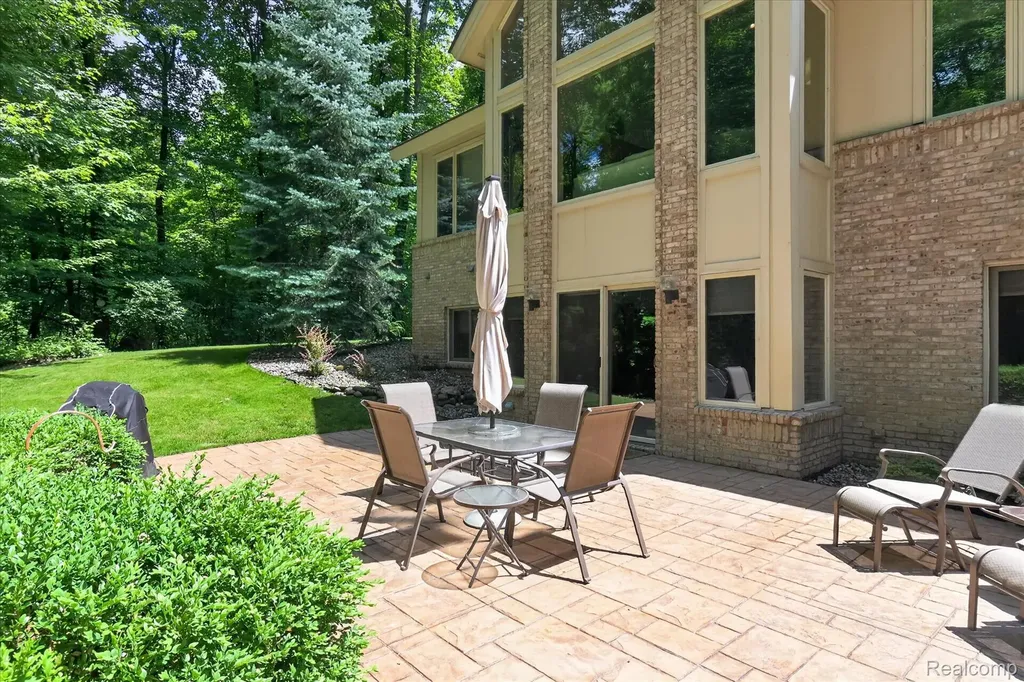 5388 Hartland Road Hartland Township MI 48430