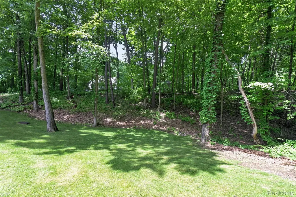 5388 Hartland Road Hartland Township MI 48430