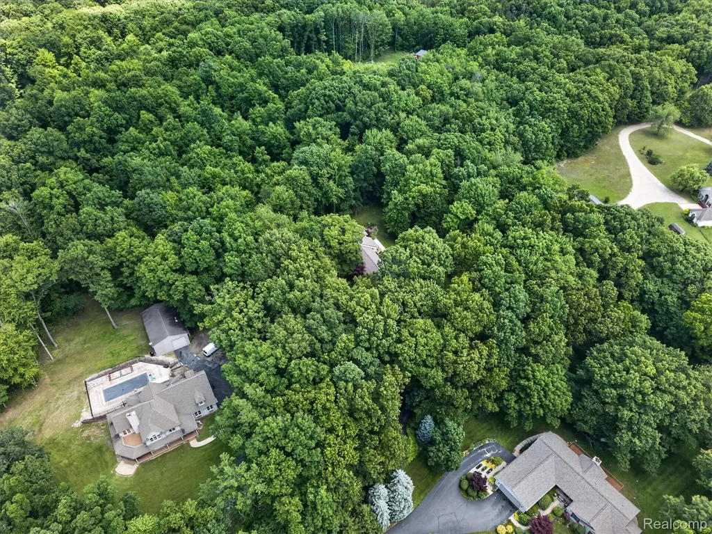 5388 Hartland Road Hartland Township MI 48430