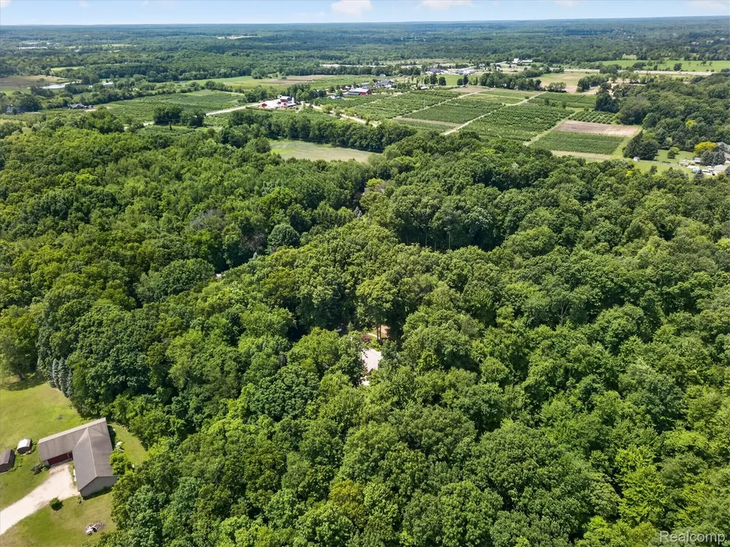 5388 Hartland Road Hartland Township MI 48430