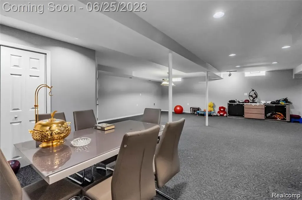 45400 William Court Canton Charter Township MI 48188