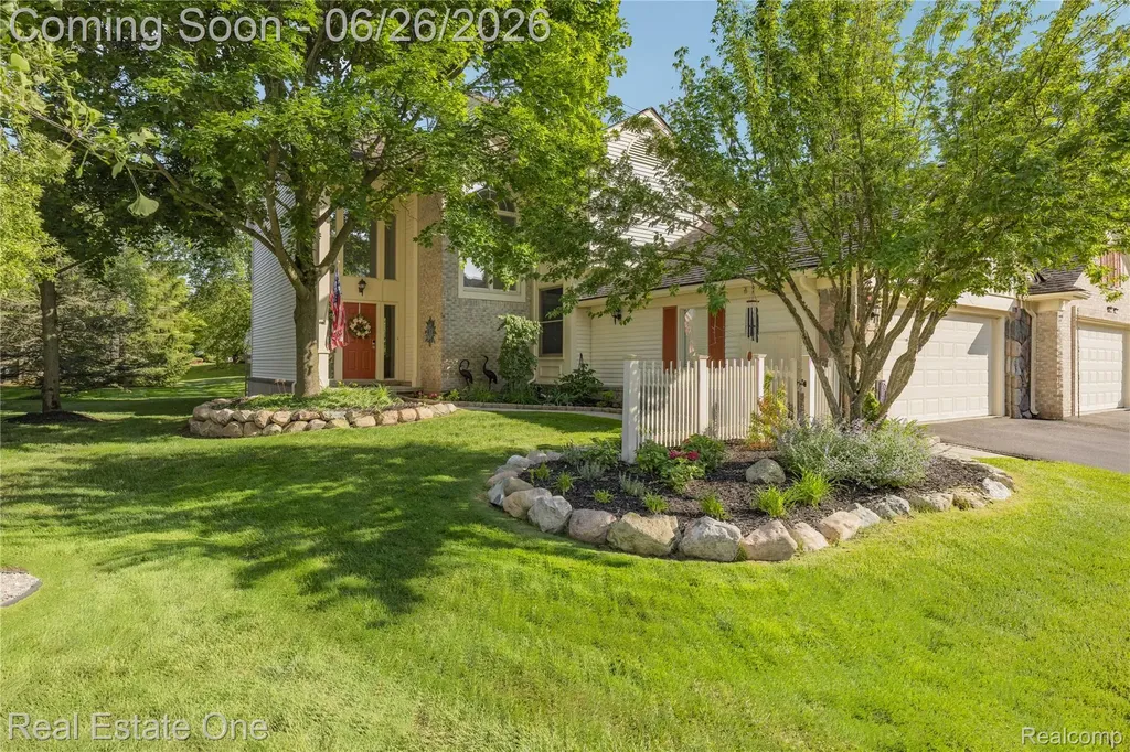 7105 Winding Brook Court West Bloomfield Charter Township MI 48322