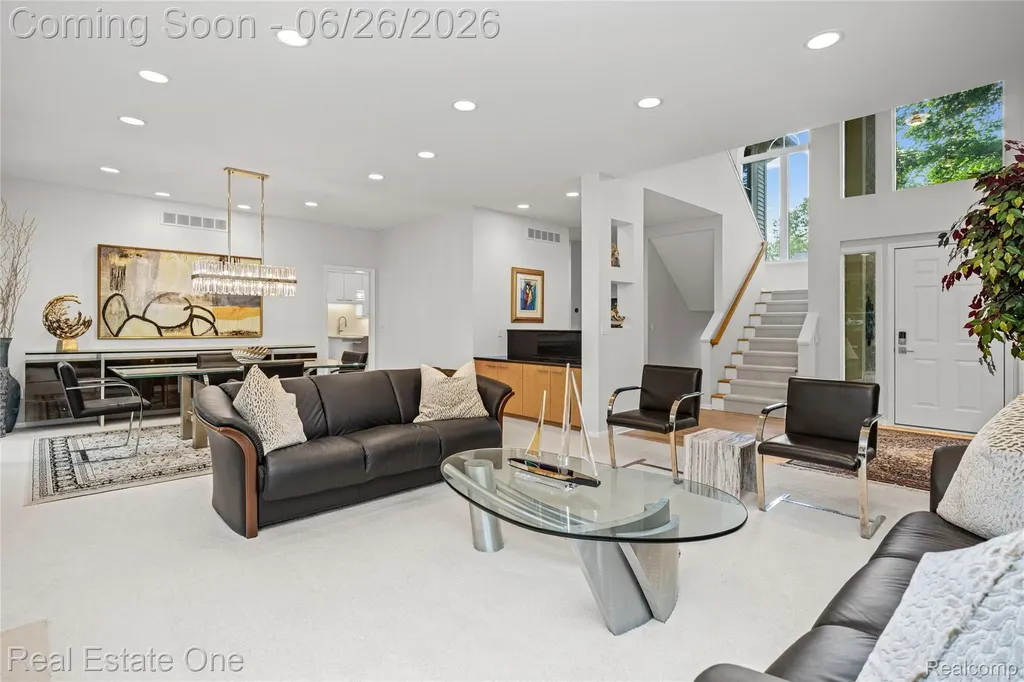 7105 Winding Brook Court West Bloomfield Charter Township MI 48322