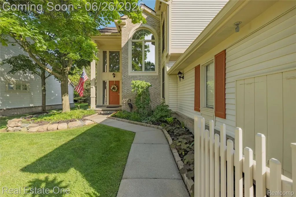 7105 Winding Brook Court West Bloomfield Charter Township MI 48322