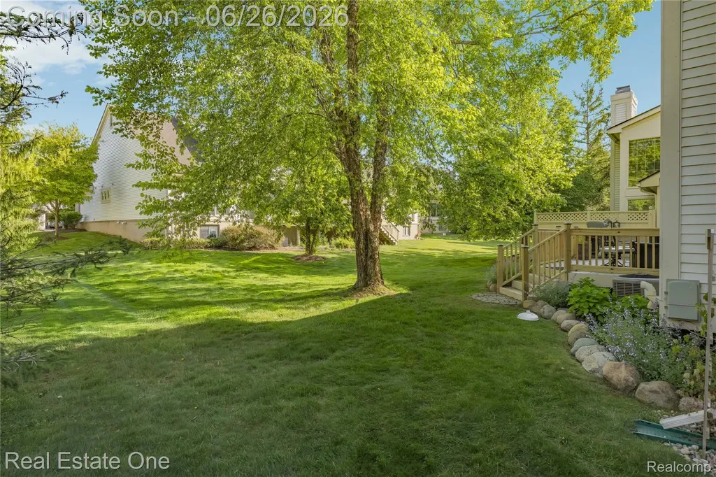 7105 Winding Brook Court West Bloomfield Charter Township MI 48322
