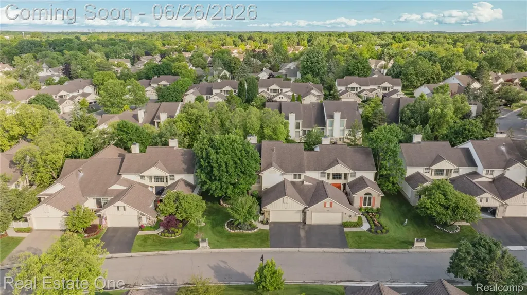 7105 Winding Brook Court West Bloomfield Charter Township MI 48322