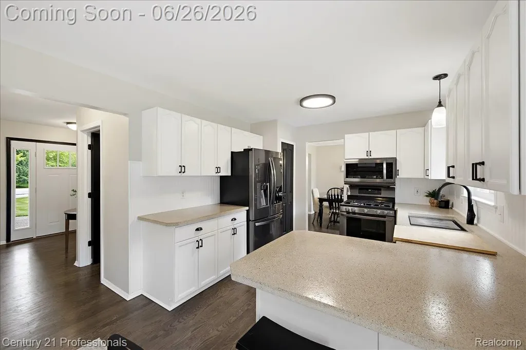 4683 Fox Chase Drive White Lake Charter Township MI 48383