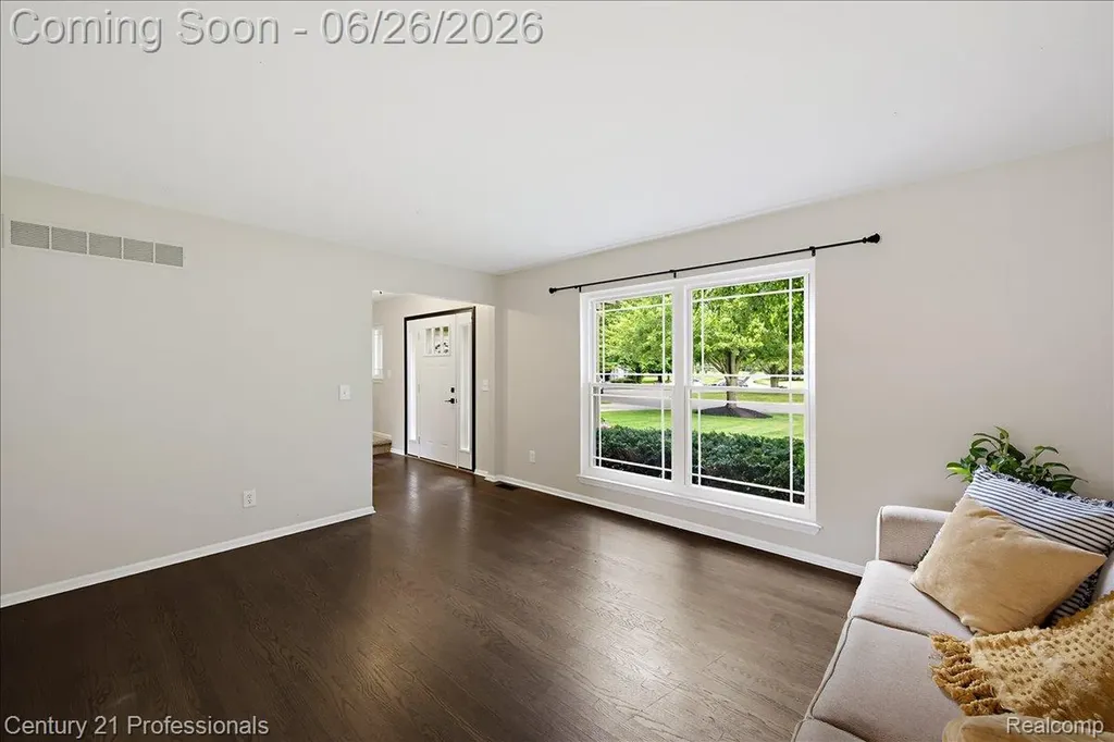 4683 Fox Chase Drive White Lake Charter Township MI 48383