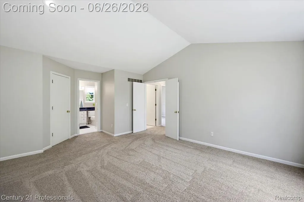 4683 Fox Chase Drive White Lake Charter Township MI 48383