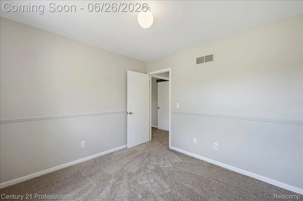 4683 Fox Chase Drive White Lake Charter Township MI 48383