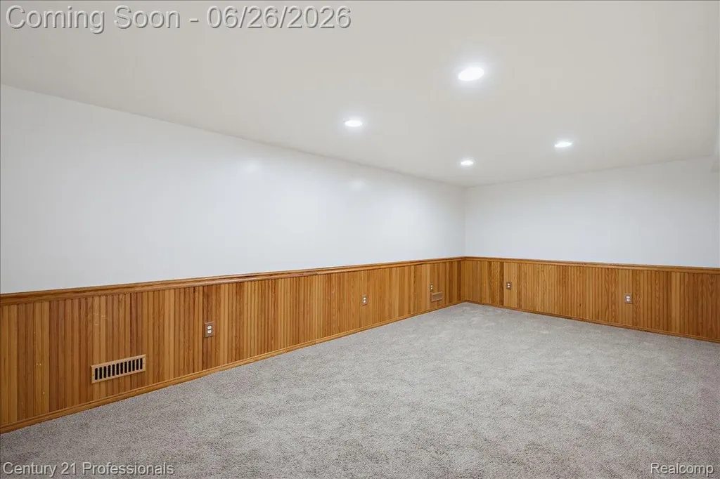 4683 Fox Chase Drive White Lake Charter Township MI 48383