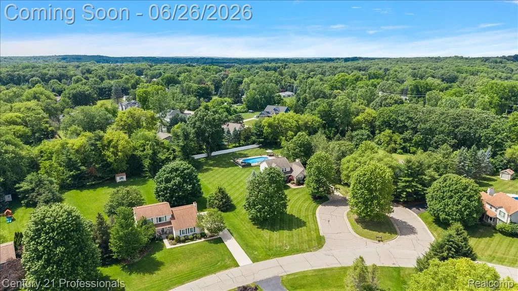 4683 Fox Chase Drive White Lake Charter Township MI 48383