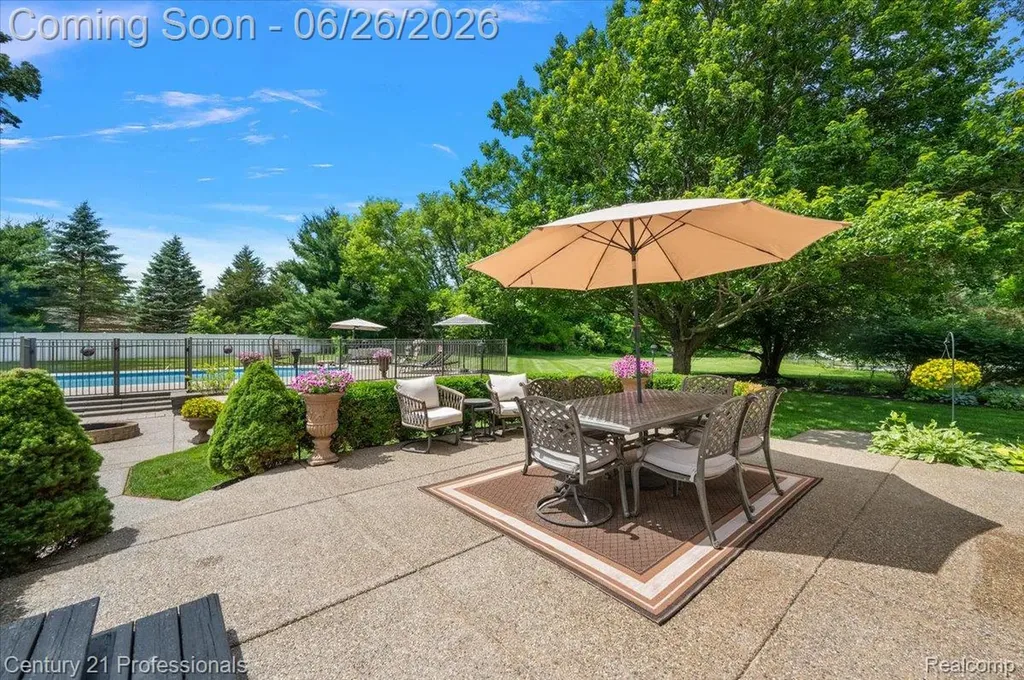 4683 Fox Chase Drive White Lake Charter Township MI 48383