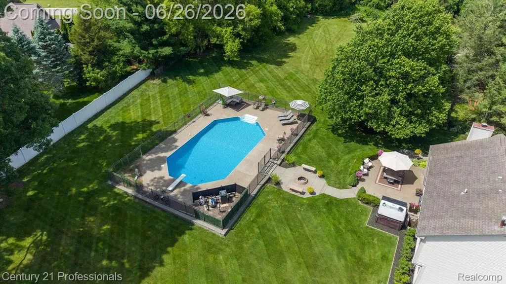 4683 Fox Chase Drive White Lake Charter Township MI 48383