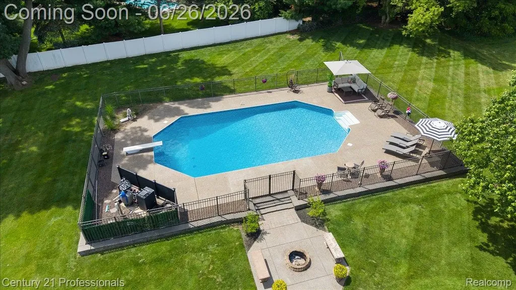 4683 Fox Chase Drive White Lake Charter Township MI 48383