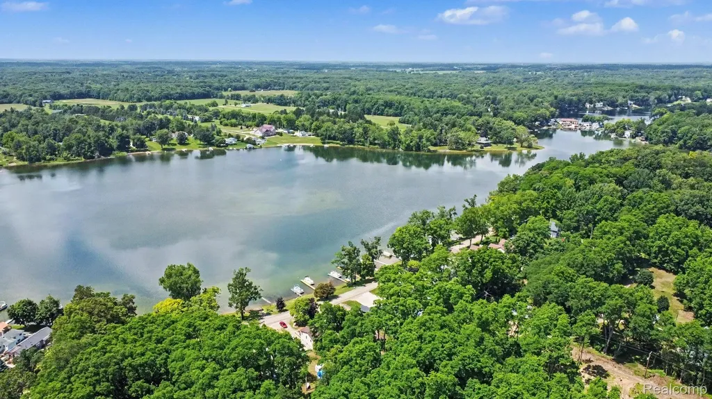 16059 Murray Road Argentine Township MI 48418
