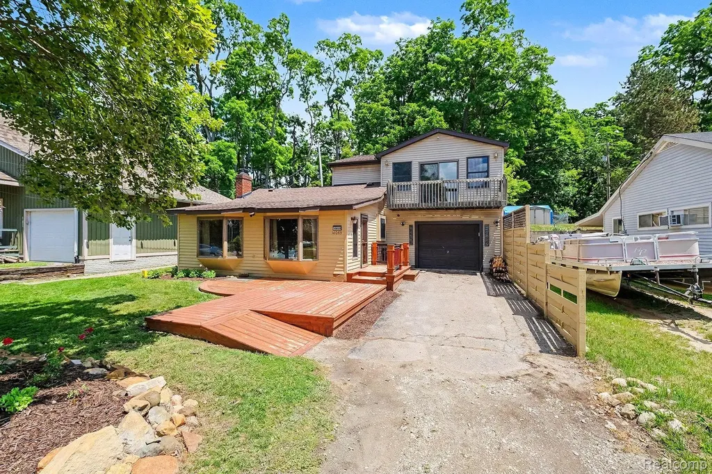 16059 Murray Road Argentine Township MI 48418