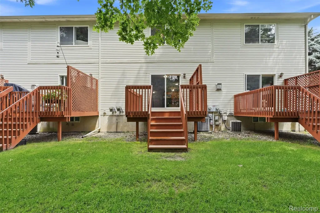 3293 Baldwin Woods Drive Orion Charter Township MI 48359
