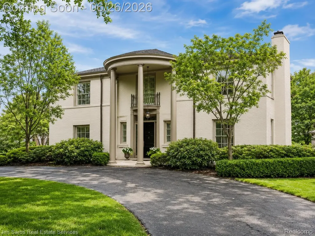 688 Balfour Street Grosse Pointe Park City MI 48230
