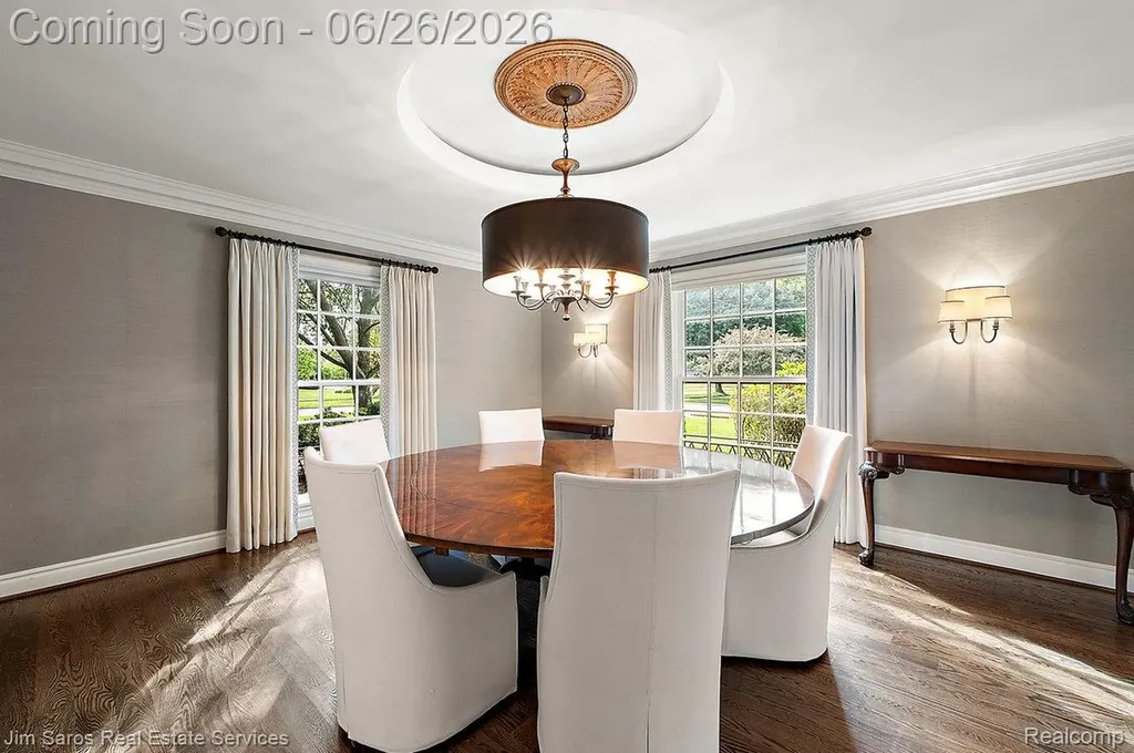 688 Balfour Street Grosse Pointe Park City MI 48230