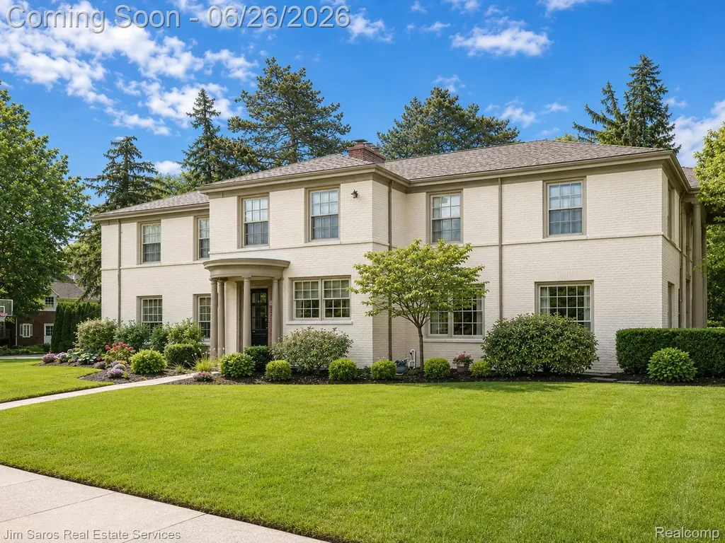 688 Balfour Street Grosse Pointe Park City MI 48230