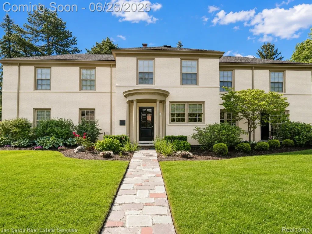 688 Balfour Street Grosse Pointe Park City MI 48230