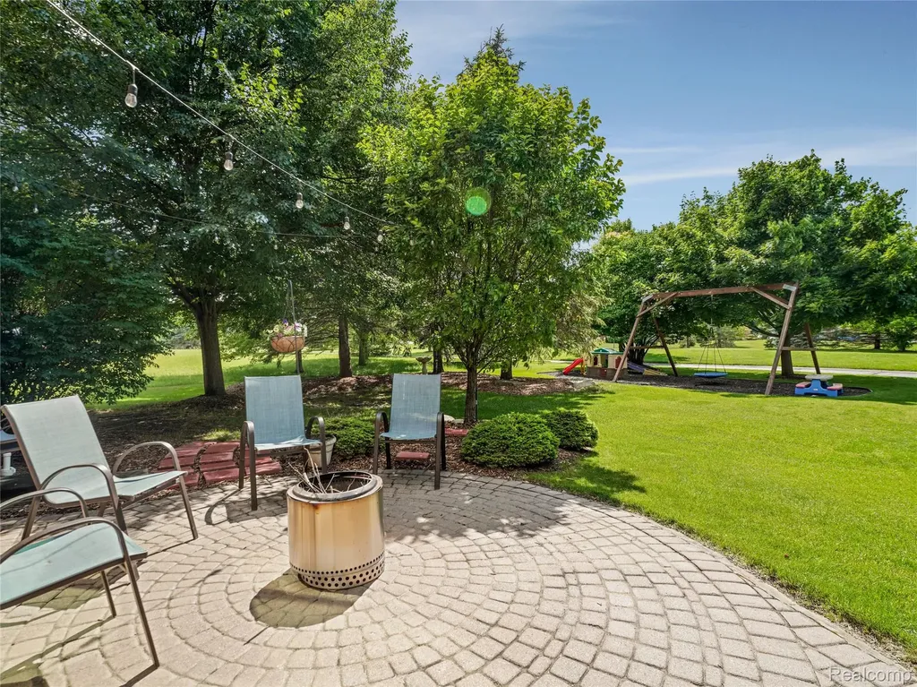 11959 Landers Drive Plymouth Charter Township MI 48170