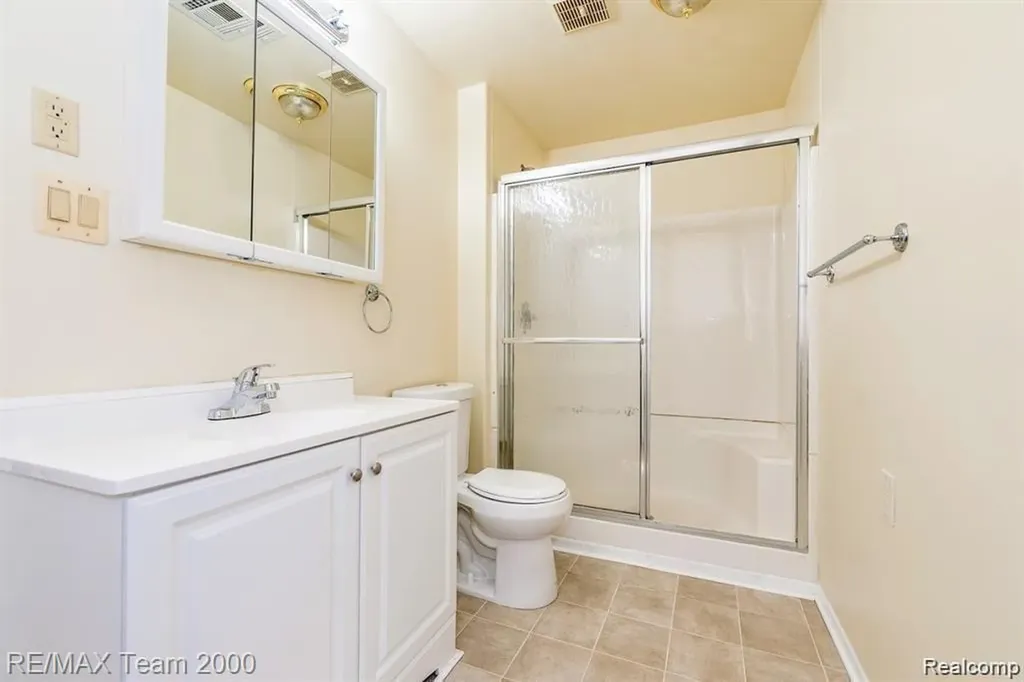 3951 Ziegler Street Dearborn Heights City MI 48125