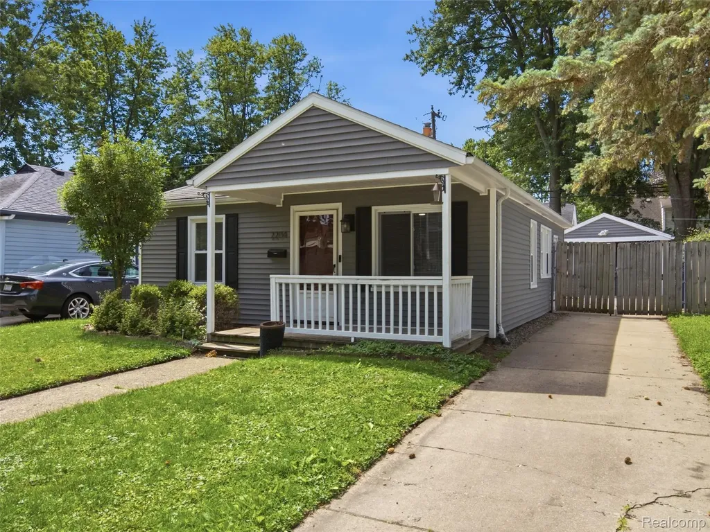 2204 Brockton Avenue Royal Oak City MI 48067