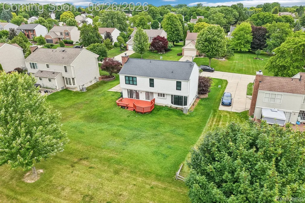 1687 Grandview Drive Rochester Hills City MI 48306